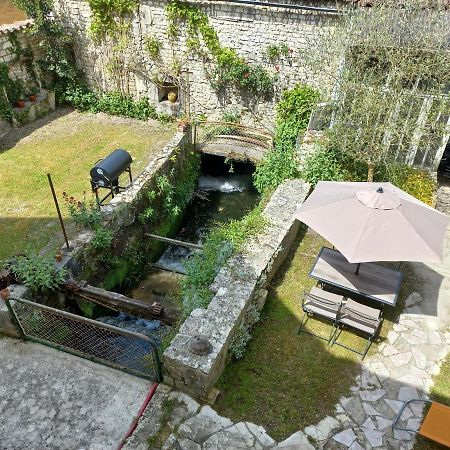Villa Le Moulin d'Errol à Saint-Jean-dʼAngély Extérieur photo